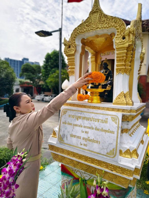 จัดพิธีสักการะ พร้อมเปลี่ยนผ้าสไบ ห่มองค์พระประชาบดี  ณ ศพส.บ้านบางแค