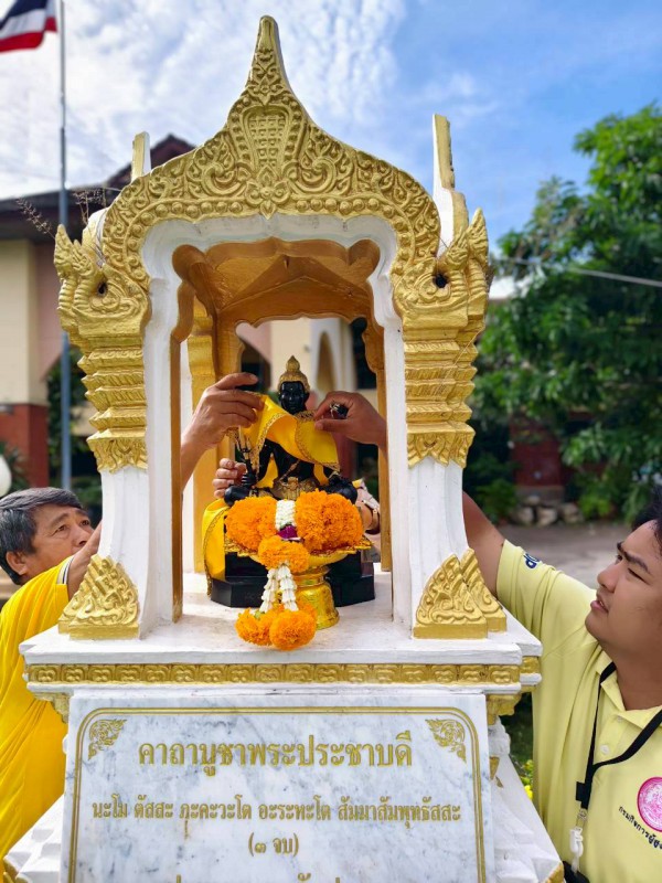 จัดพิธีสักการะ พร้อมเปลี่ยนผ้าสไบ ห่มองค์พระประชาบดี  ณ ศพส.บ้านบางแค
