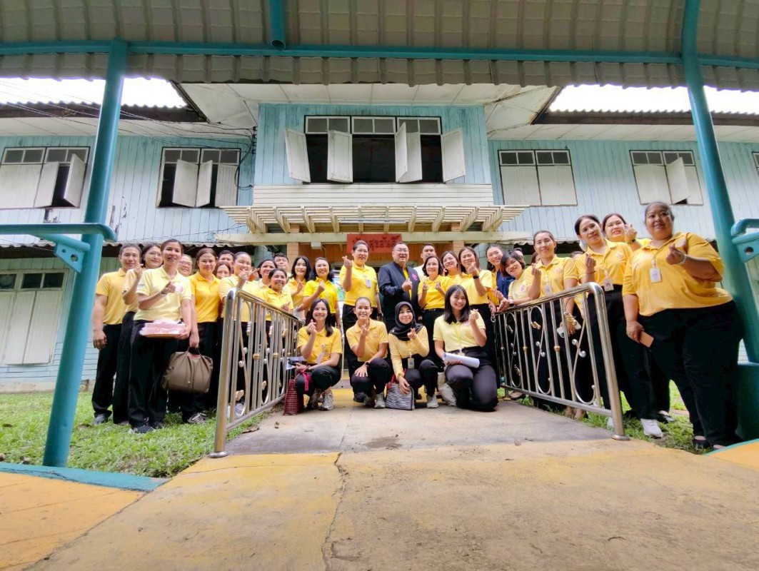 ให้การต้อนรับ อธิบดีกรมกิจการผู้สูงอายุ และคณะผู้บริหาร ตรวจเยี่ยมการดำเนินงานของศูนย์ฯ