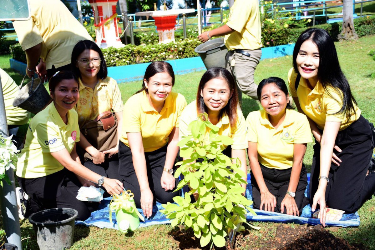 ผส. ร่วมใจปลูกต้นไม้ เพิ่มพื้นที่สีเขียว เนื่องในวันต้นไม้ ประจำปีของชาติ พ.ศ. 2568